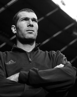 zidane_black_and_white_portrait