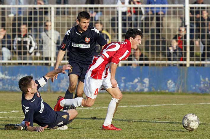 Zeta-Crvena Zvezda slanje_08