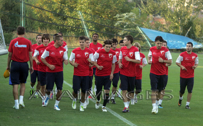 zvezda ekipa trening