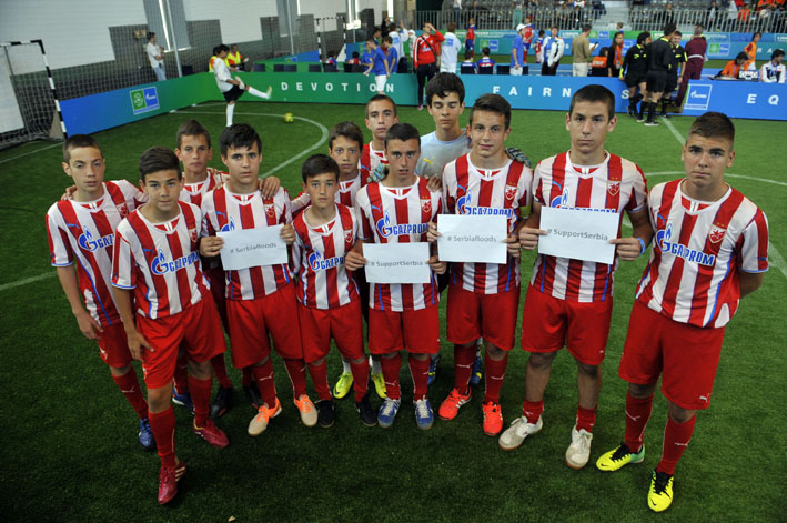 Zvezda klinci suport Serbia