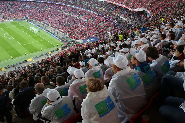 deca na Vembli stadionu