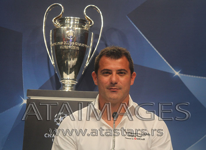dejan stankovic trofej ls (2)
