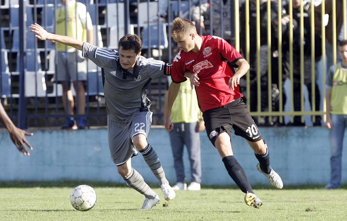 A KUP BEZANIJA - PARTIZAN005