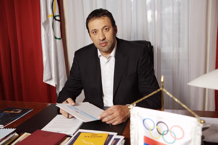 Predsednik_OKS_Vlade_Divac