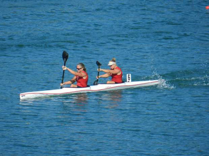 sestre-moldovan-2012