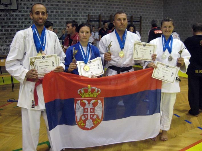 genskikan_split