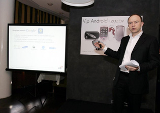 Alexander_Sperl_na_promociji