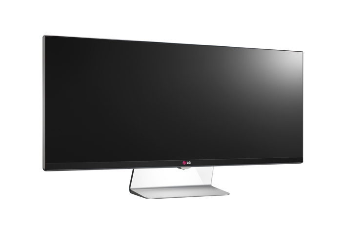 LG UltraWide monitor Fotografija 2