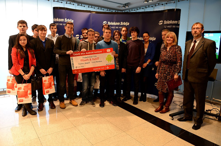 Dobitnici prve druge trece i nagrade Snaga inovacije sa predstavnicima Telekoma Srbija