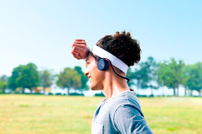 Sony MDR AS700BT slika 03