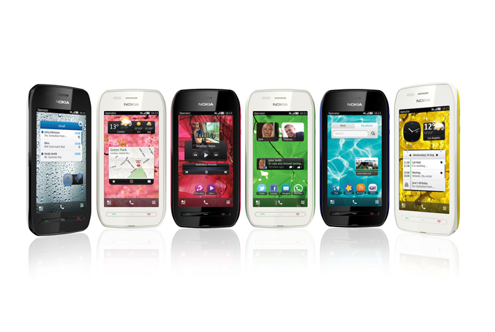 nokia-603_group_front_2