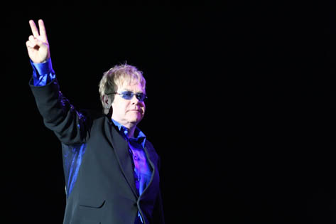 elton dzon arena jun 2010 1