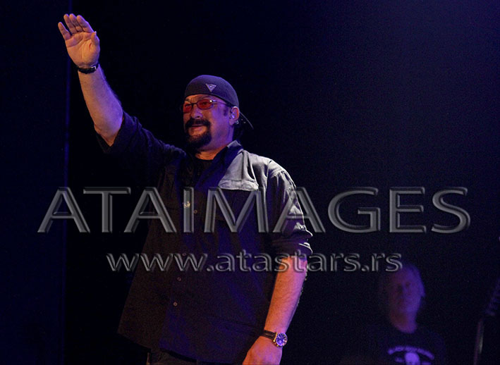 steven seagal (16)