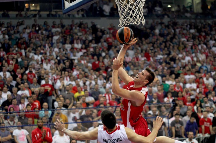 zvezda olimpijakos 1