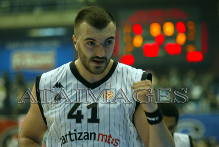 nikola_pekovic_slavi_par_sar