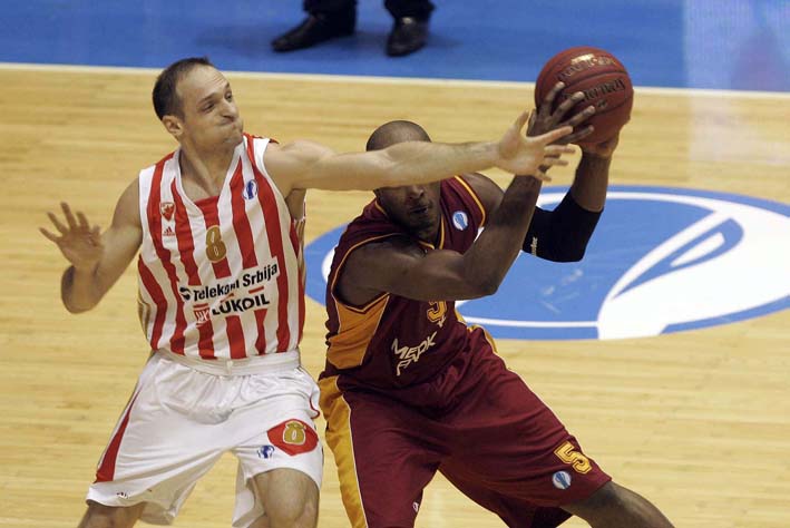 zvezda galatasaraj 3