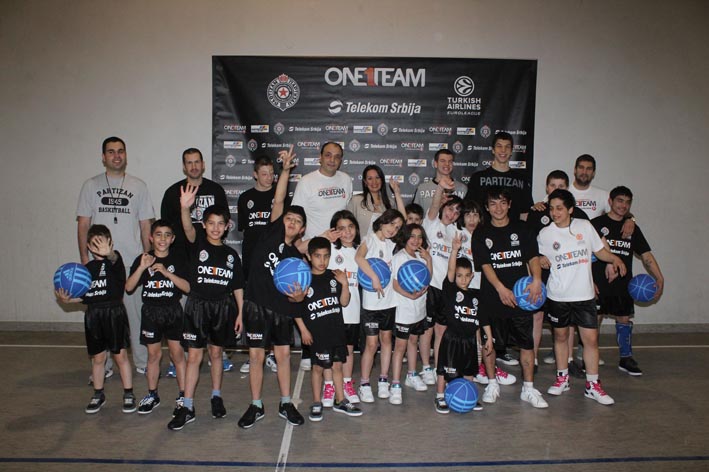 PARTIZAN ONE TEAM TELEKOM