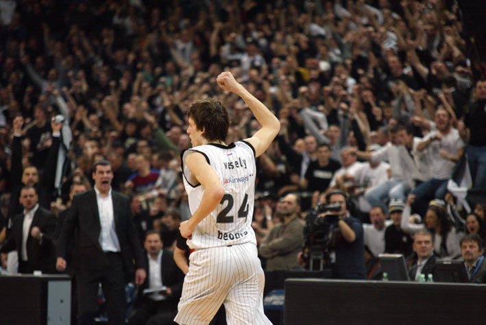 veseli_partizan_montepaski