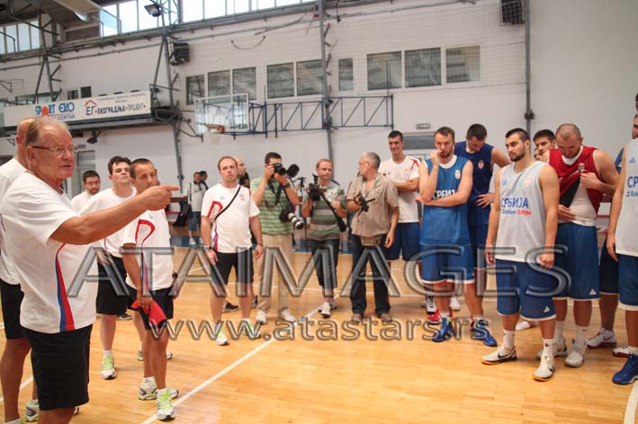 duda ivkovic i igraci sport eko 2012 (2)