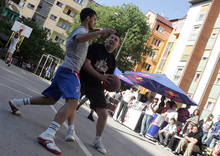 Red_Bull_King_Of_The_Rock_nis_1