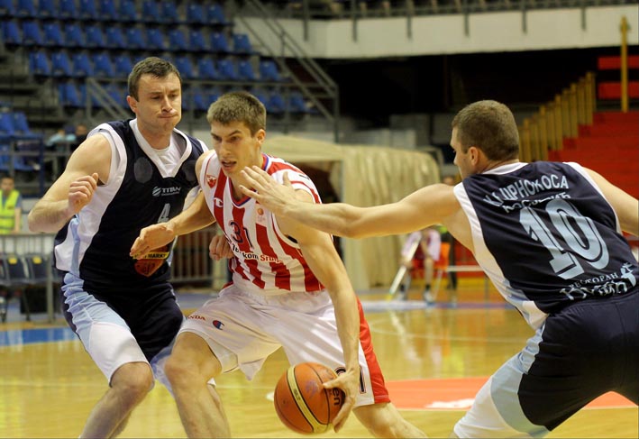 Zvezda crnokosa
