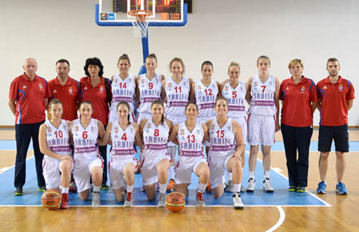 juniorke Srbija grupna 2014