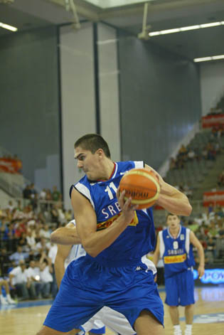 darko_milicic_kosarka_1