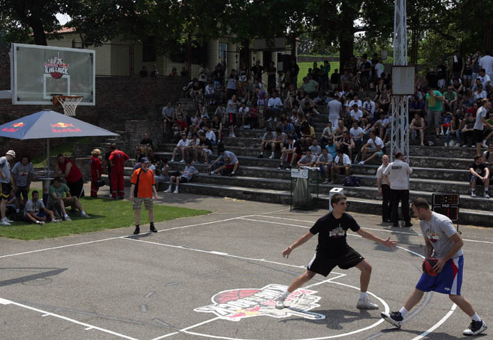 red_bull_king_of-the_rock_bg