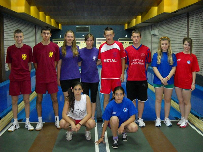 VRBAS KAMP 2 sestre i braca u 2 smeni