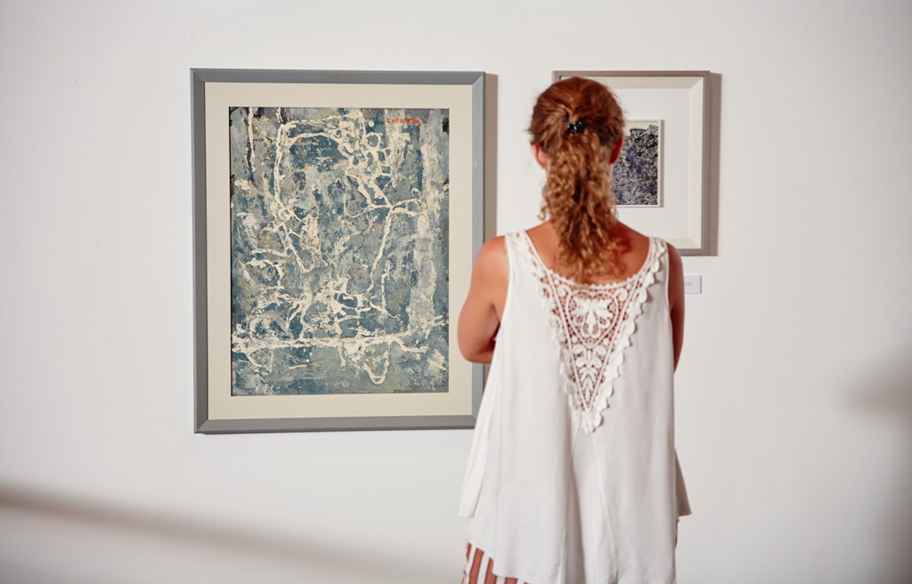 izlozba 2 new moment