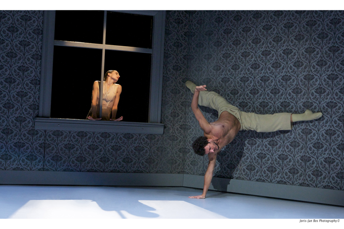 NDT-20_DEC-_Shoot_the_Moon_-_by_Joris-Jan_Bos