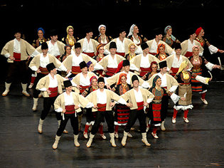 Nacionalni-ansambl-KOLO