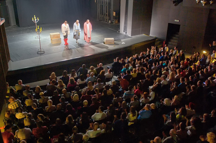 premijera Noci bogova