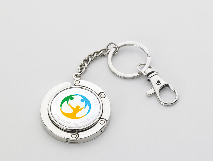 Charity-privezak-i-drzac-za-tasne