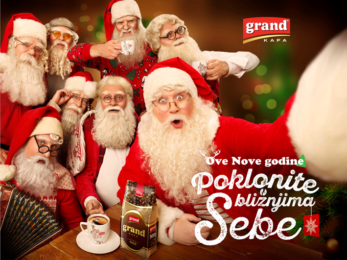 Deda Mrazovi Grand kafe selfie