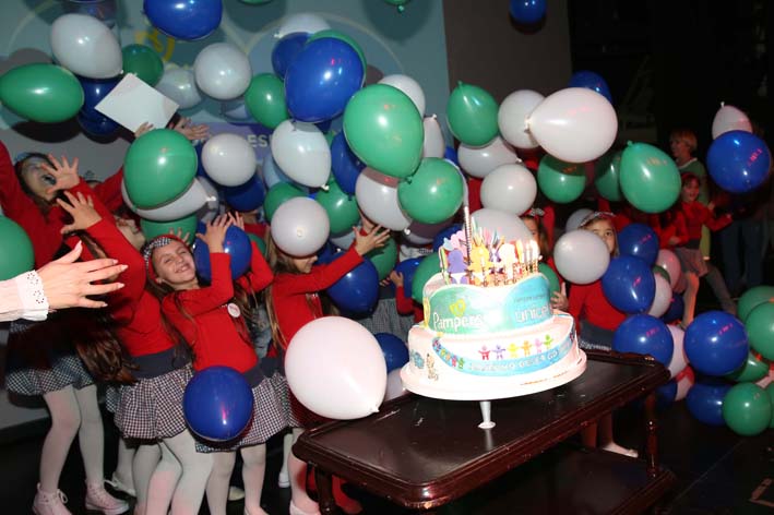 Pampers Unicef torta