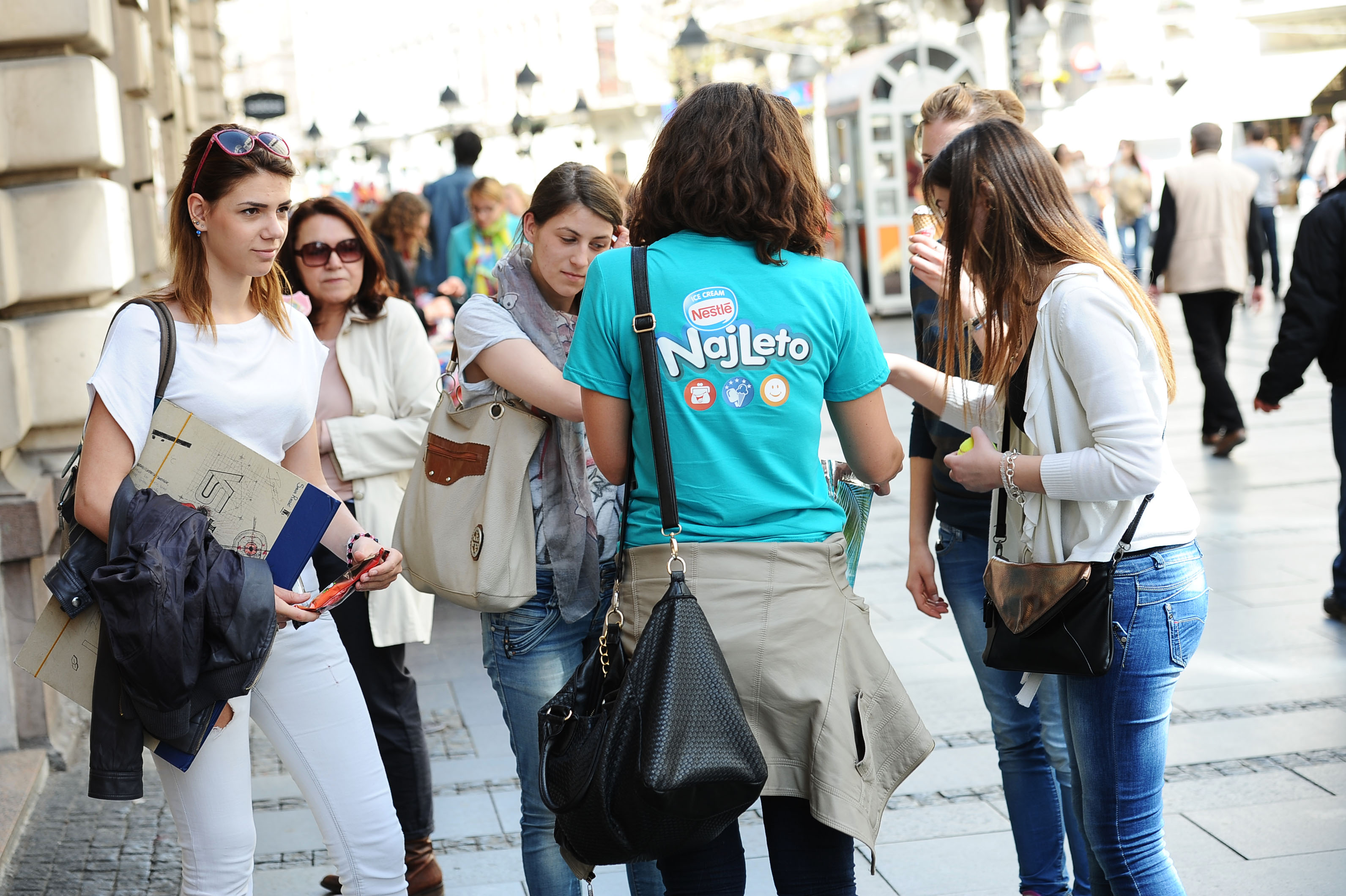 Podela sladoleda Knez Mihailova