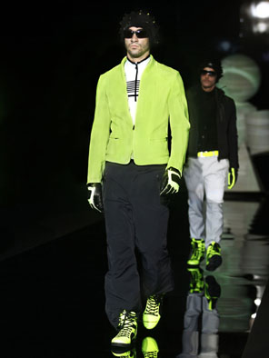 Emporio_Armani_Menswear_AW10_-_01