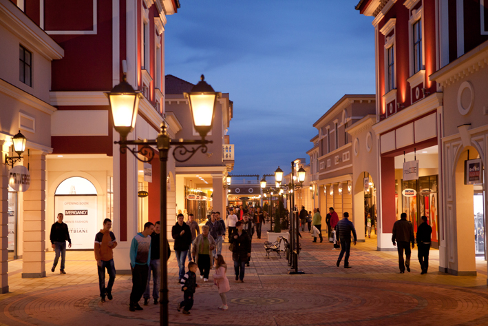 Fashion park Outlet Centar Indjija 1
