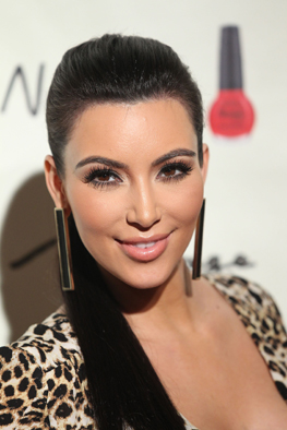 Kim_Kardashian_Kardashian_Khaos_Store_Opening