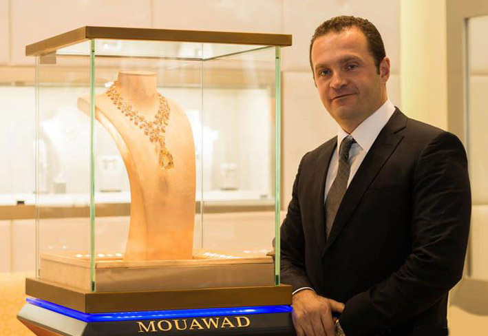 Mouawad-LIncomparable-Diamond-Necklace-2