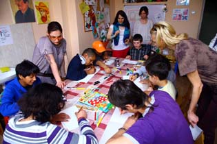 Likovna-radionica_deca-iz-doma-Drinka-Pavlovic