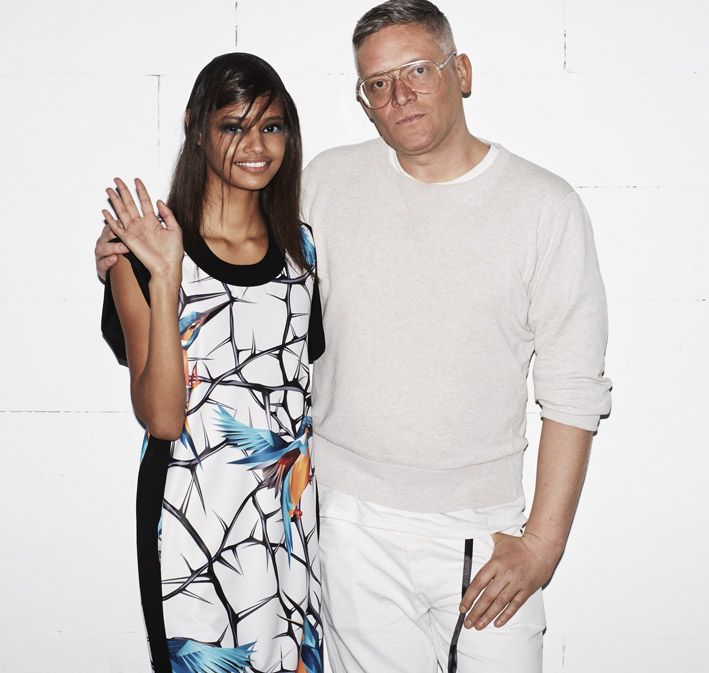 Modni dizajner Giles predstavio novu kolekciju na Londoskoj nedelji mode