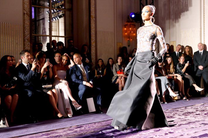 Versace PARIS FASHION WEEK