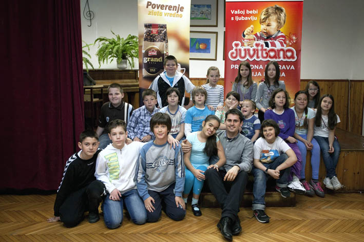 Manifestacija_akcije_donacije_knjiga