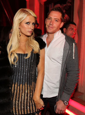 Paris_Hilton_Cy_Waits