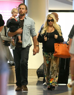 Jessica Simpson Pregnant Famil