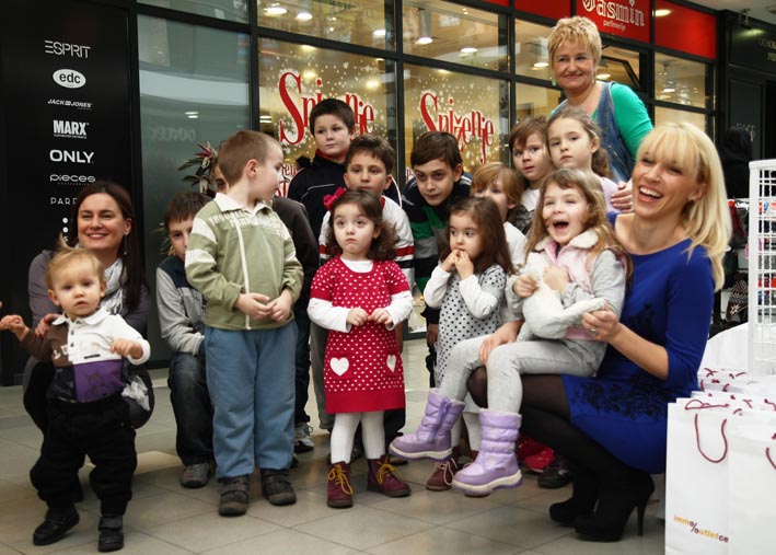 Super_mame_u_drustvu_dece