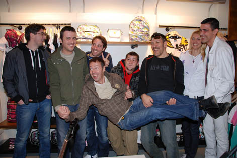 grupna_converse_store