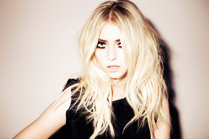Taylor-Momsen 1